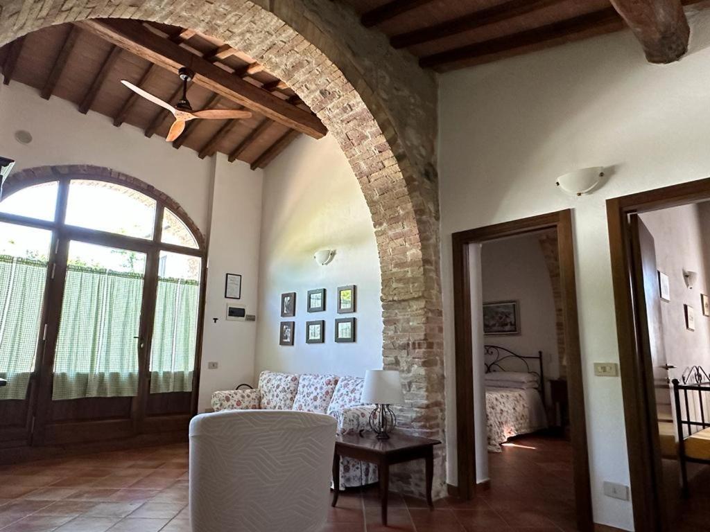 Agriturismo Il Canneto カーゾレ・デルザ エクステリア 写真